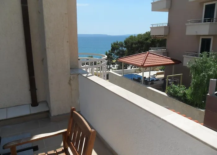 Beachside Apartments Znjan